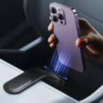 ⁦Magnetic suction car phone holder⁩ - الصورة ⁦3⁩