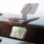 ⁦Magnetic suction car phone holder⁩ - الصورة ⁦8⁩